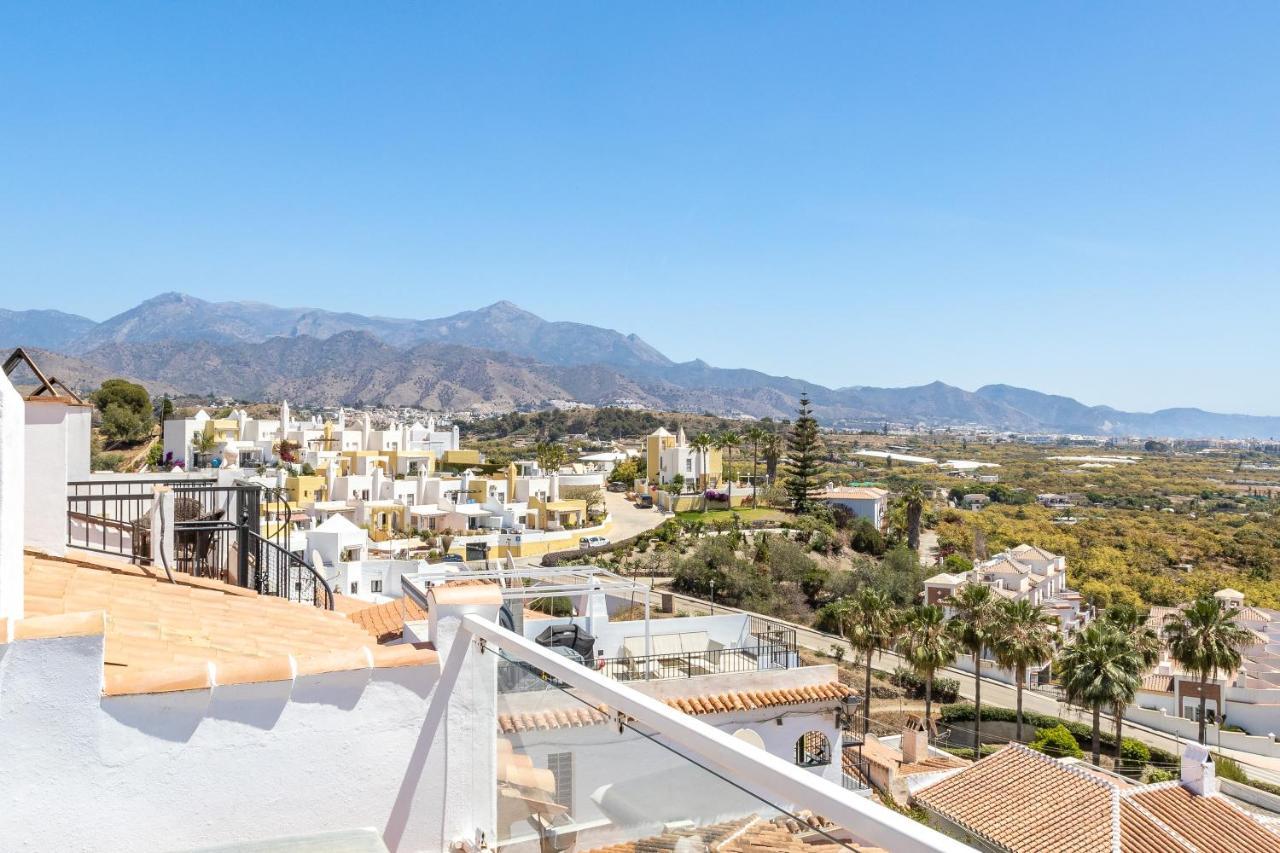 Casa Bonita-Overlooking The Sea Нерха Екстериор снимка